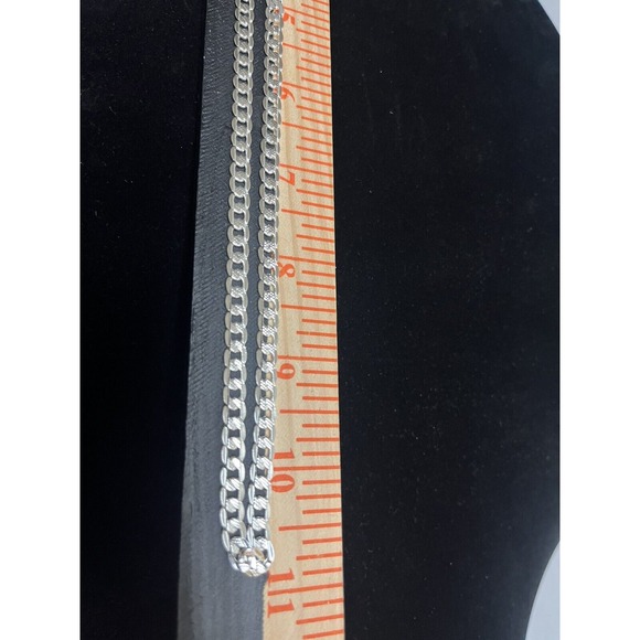 Chain and medal of the Virgin of‎ Guadalupe 14k gold laminated White New - Picture 4 of 6